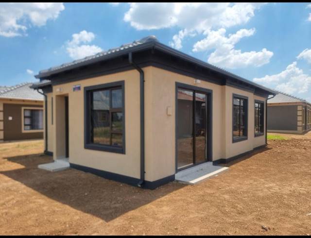 3 BEDROOM HOUSE FOR SALE IN SHARON PARK
